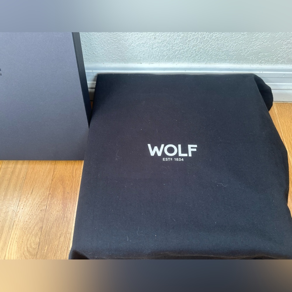 WOLF Roadster 15 Piece Watch Box with Drawer - Picture 8 of 11